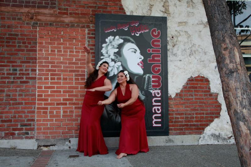 I MUA: Hula in Unusual Places